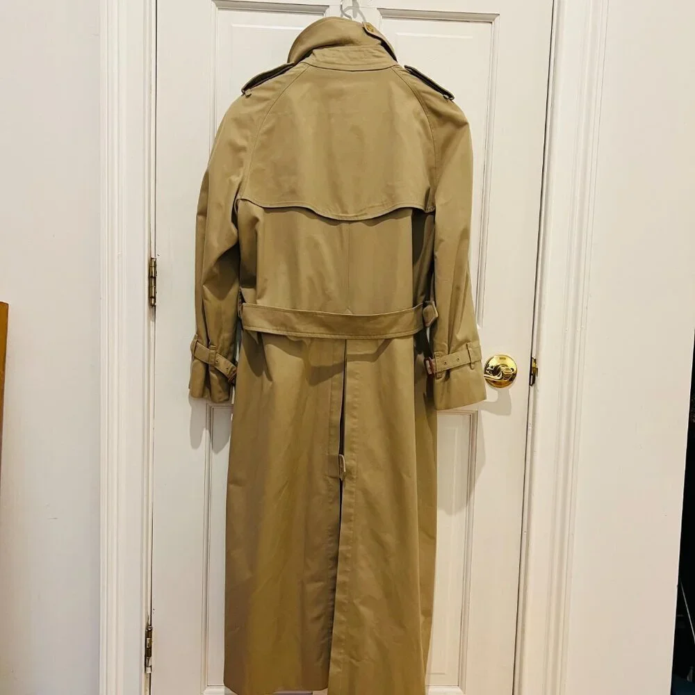 Burberry's Women Vintage Trench Coat with Removable Fur Lining Size 16 Long - Picture 9 of 16